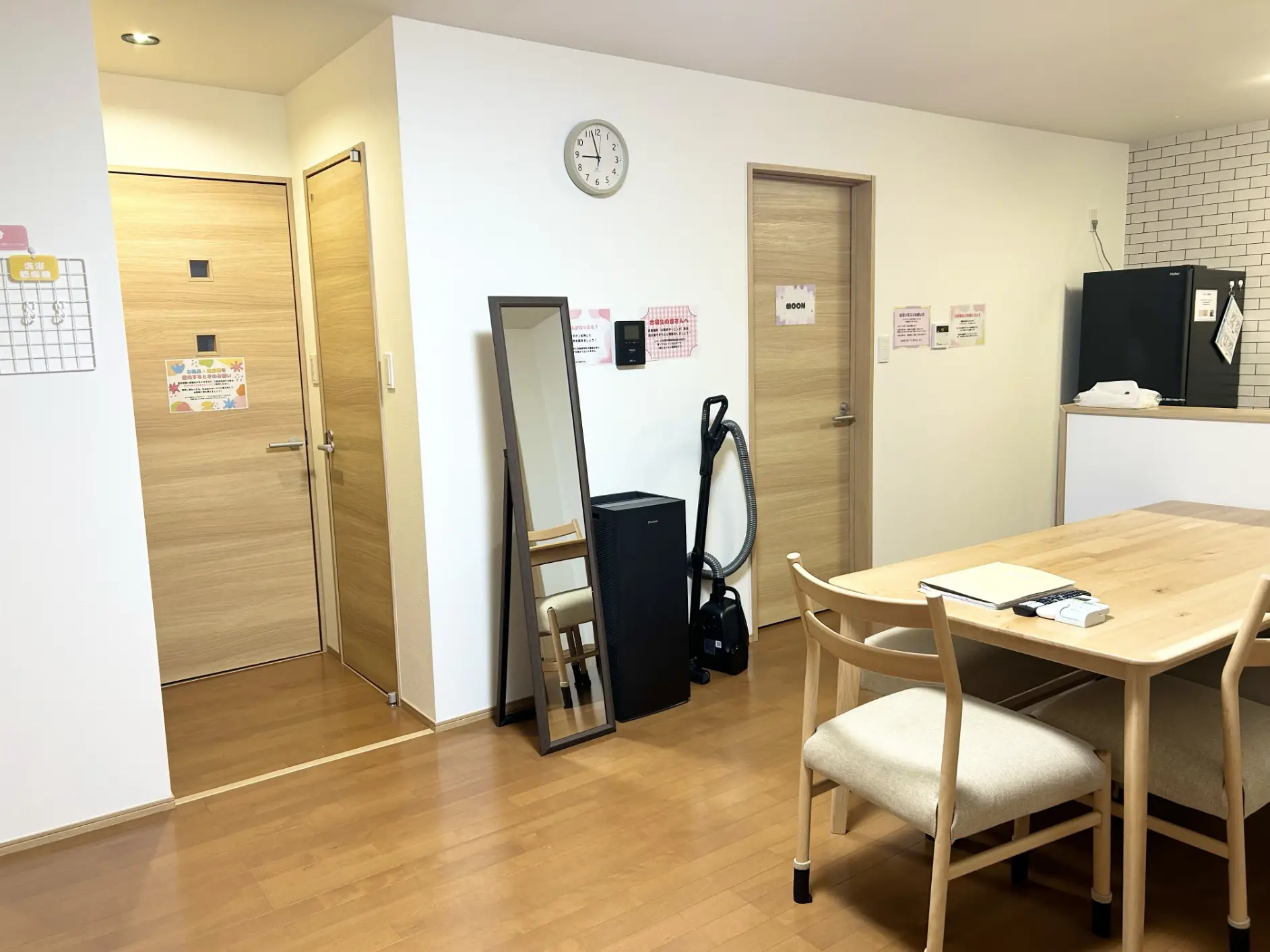 シャロン_リビング